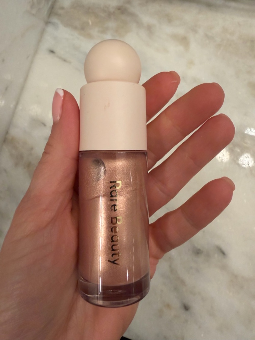 Rare Beauty Liquid Highlighter in Rose Champagne